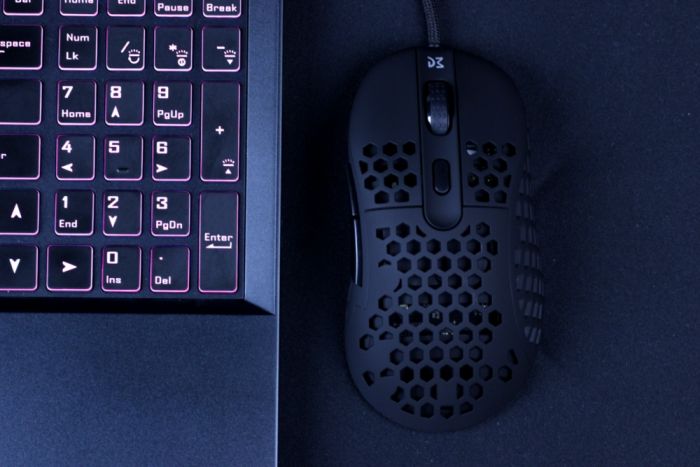 Мышь игровая Dream Machines DM6 HOLEY USB Black