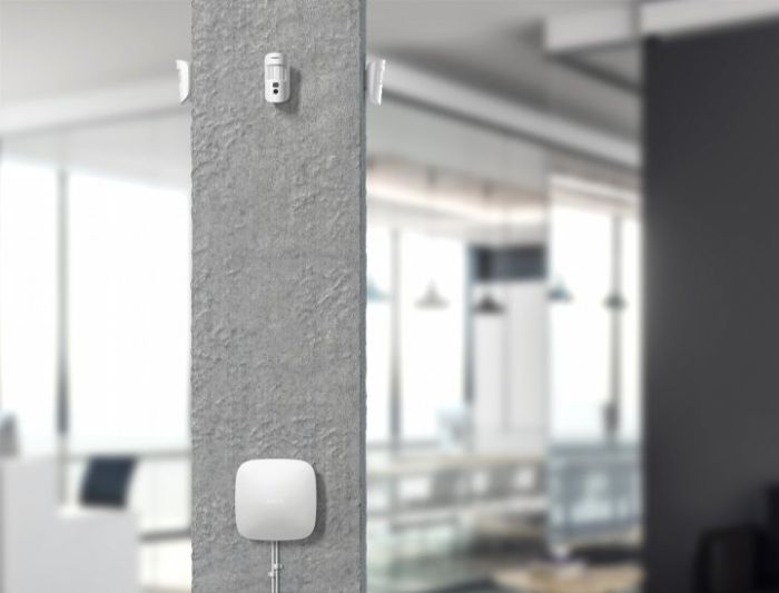 Ajax Hub 2 Plus intelligent security central unit, gsm, ethernet, wi-fi, jeweler, wireless, white