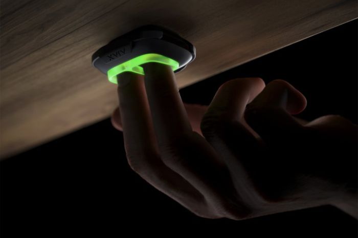 Держатель для фиксации тревожной кнопки Ajax Button Double Button Holder, чёрный