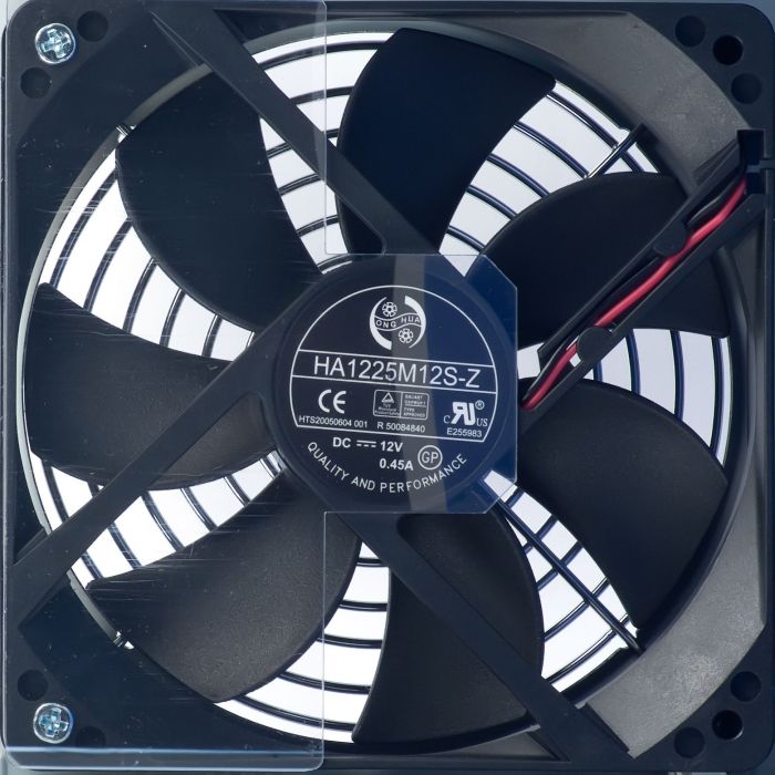 PSU CHIEFTEC iArena  (500W), >85%, 120mm, 1xMB 24pin(20+4), 1xCPU 8pin(4+4), 2xMolex, 3xSATA, 1xPCIe 8pin(6+2), Bulk