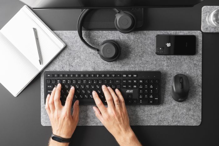 2E Keyboard membrane KS260 106key, WL, EN/UK, black