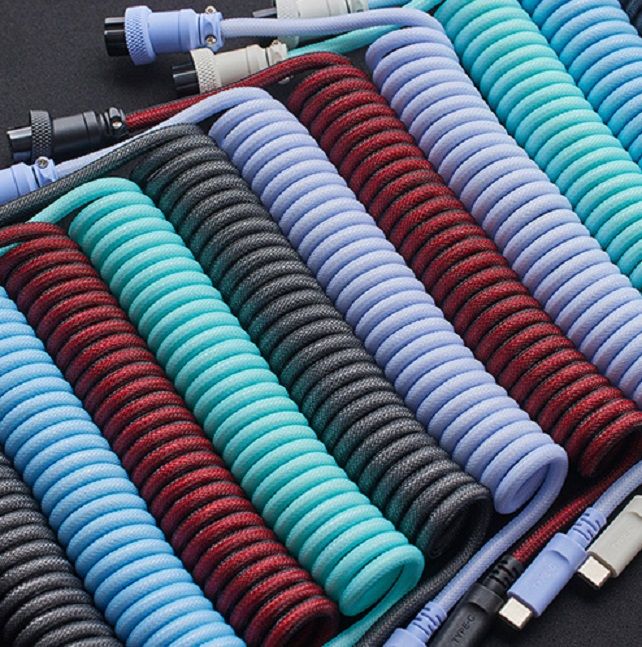 Кабель заряджання/синхронізації HyperX USB-A > USB-C, спіральний, 1.37м, сіро-чорний