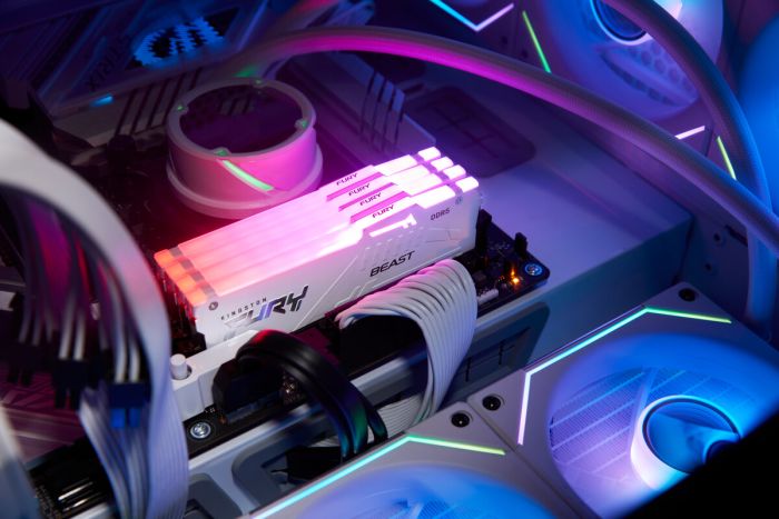 Пам'ять ПК Kingston DDR5  32GB 5200 FURY Beast  RGB XMP Білий