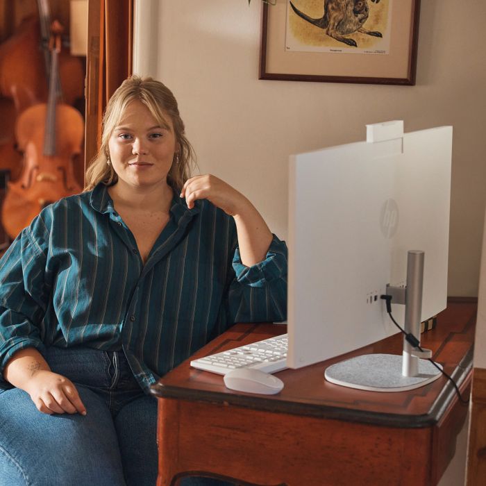 ПК Моноблок HP All-in-One 27" FHD IPS AG, Intel U7-155U, 16GB, F512GB, UMA, WiFi, кл+м, DOS, белый