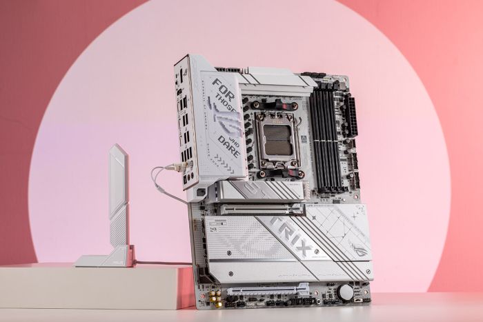 Материнcкая плата ASUS ROG STRIX X870-A GAMING WIFI sAM5 X870 4xDDR5 M.2 HDMI DP WiFi BT ATX