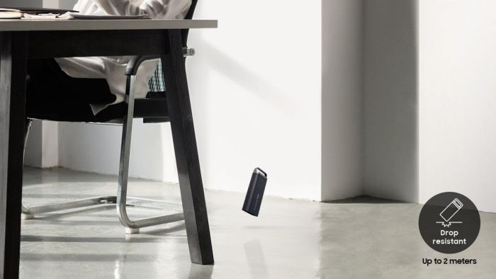 Портативный SSD Samsung 4TB USB 3.2 Gen 1 Type-C T5EVO Shield