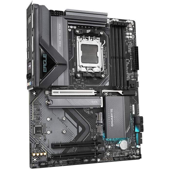 GIGABYTE Motherboard X870 EAGLE WIFI7 sAM5 X870 4xDDR5 M.2 HDMI DP Wi-Fi BT ATX