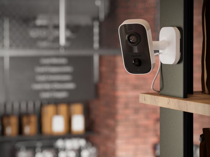 Камера відеоспостереження Ajax IndoorCam, внутрішня, 4мп, 110° вертикальний 60° горизонтальний, іч 8м, штучний інтелект, wi-fi, біла