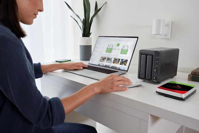 Жорсткий диск Seagate  2TB 3.5" 5400 256MB SATA IronWolf