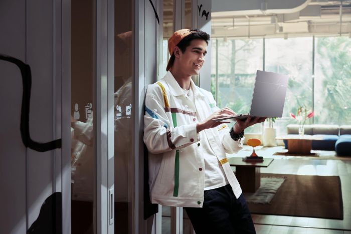 Acer Notebook Swift Go 14 SFG14-74 14" WUXGA OLED, Intel U9-285H, 32GB, F1TB, UMA, Win11, silver