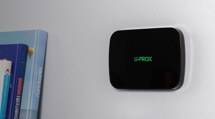 Интеллектуальная централь U-Prox MPX LE Black, ethernet, Wi-Fi, 2 LTE, фотоподтверждение, беспроводная, черный