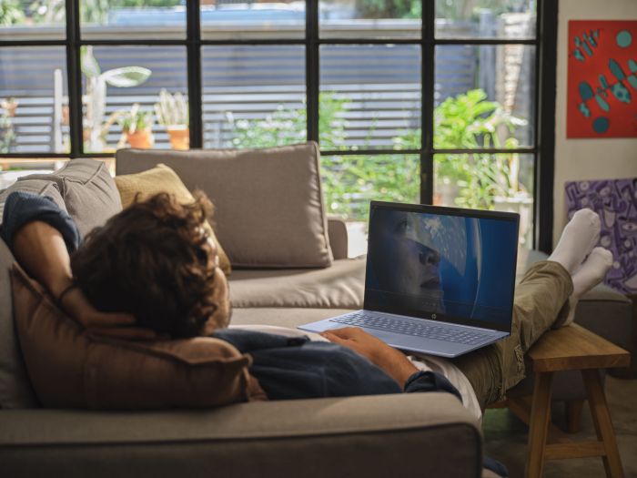 Ноутбук HP OmniBook 5 16-af1008ua 16" WUXGA IPS AG, Intel U7-255U, 32GB, F1024GB, UMA, DOS, блакитний