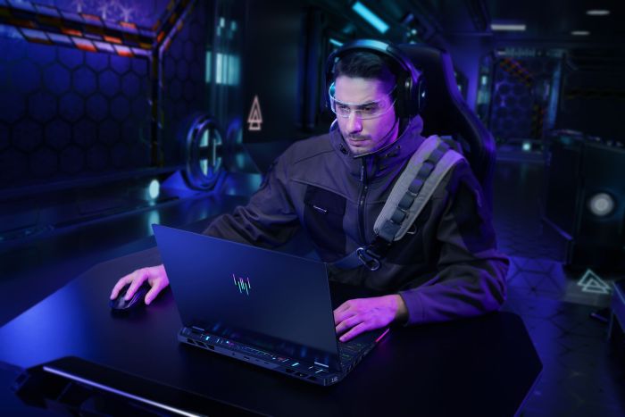 Acer Notebook Predator Helios 16 PH16-73 16" OLED, Intel U9-275HX, 64GB, F2TB, NVD5090-24, Win11P, black