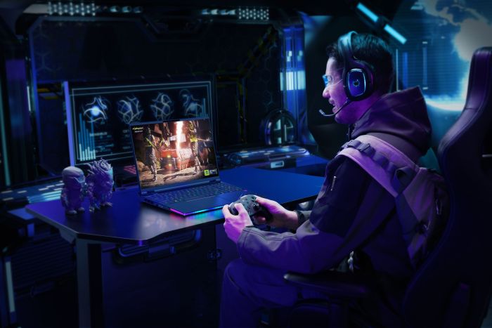 Acer Notebook Predator Helios 16 PH16-73 16" OLED, Intel U9-275HX, 64GB, F2TB, NVD5090-24, Win11P, black