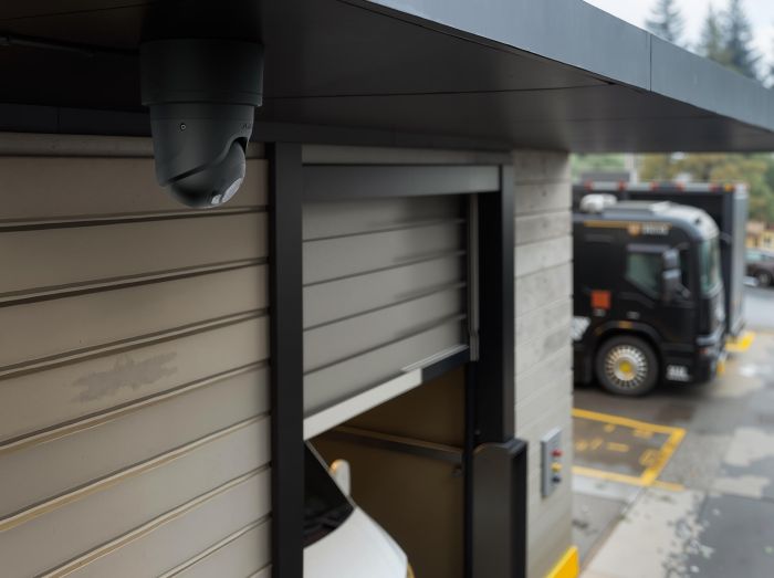 IP-Камера дротова Ajax TurretCam HL black, 8мп, 2.8мм, гібридне підсвічування IR 50м, білий Led 50м, Poe, True WDR, IP 65, ІЧ 50м, аудіо, кут огляду 100° до 110°, купольна, чорна