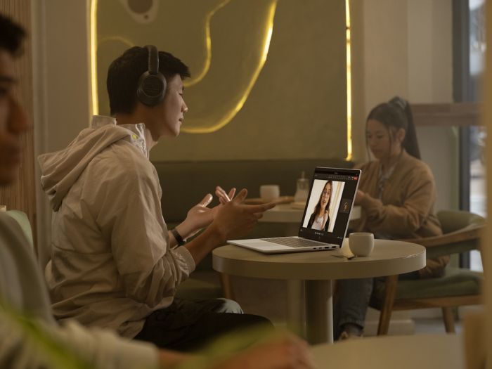 Ноутбук HP OmniBook 7 14-fs0000ua 14" WUXGA IPS AG, Intel 5-220H, 24GB, F1024GB, UMA, Win11P, серебристый