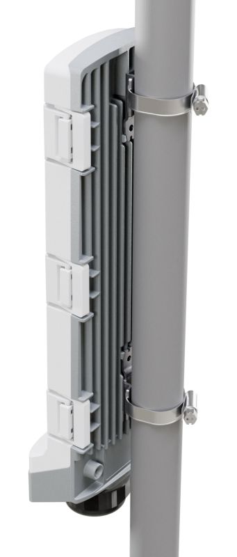 MikroTik Cloud Smart Switch CSS606-1G-2Gi-3S+OUT