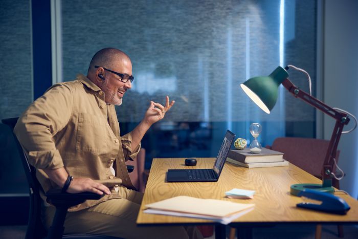 Ноутбук HP EliteBook Ultra G1i 14" 2.8k Touch, Intel U5-228V, 32GB, F1TB, UMA, Win11P, синій