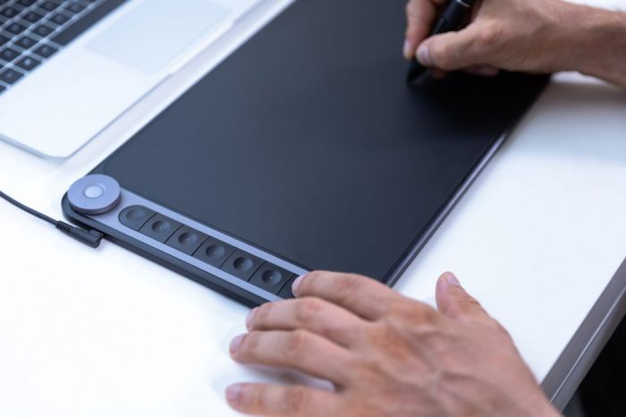 Графічний планшет  10.5"x6.5" , USB-C, чорний Huion Q620M