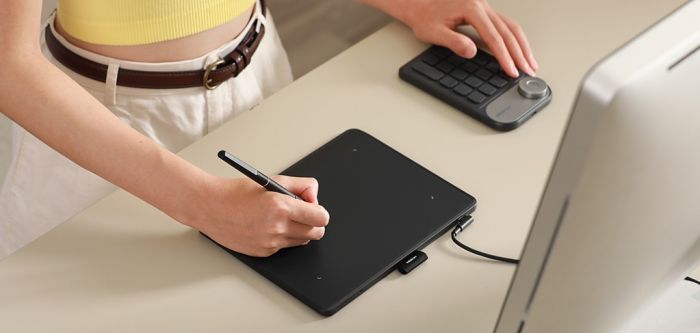 Графічний планшет Huion 10.5"x6.25" Inspiroy Frego M, BT, USB-C, чорний