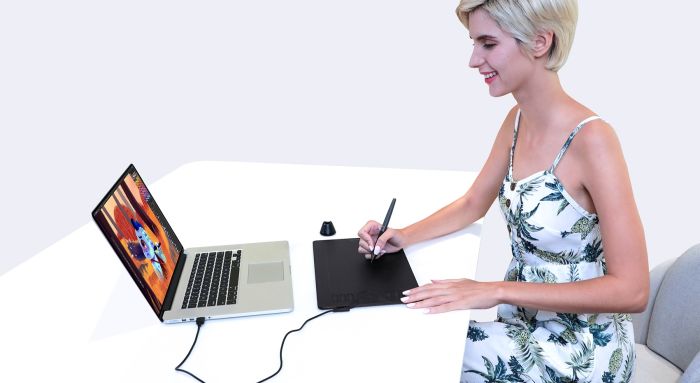 Графічний планшет  10"x6.25" , microUSB, чорний Huion HS610