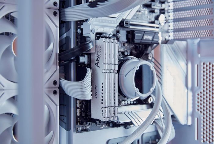 Память ПК Kingston DDR5 16GB 6400 FURY Beast FURY Beast EXPO Белый