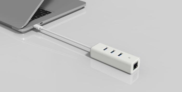 Мережевий адаптер TP-LINK UE330С 1xGE, 3xUSB3.0, USB-С