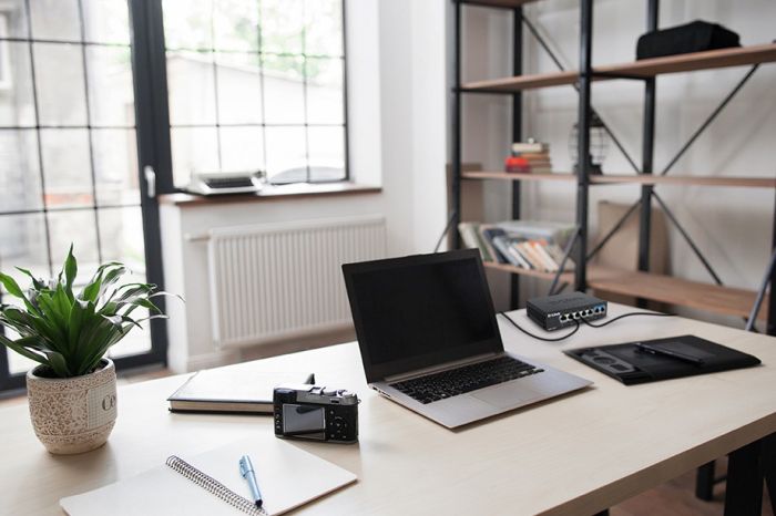 Комутатор  /E 2x2.5GE, 5xGE, Некерований D-Link DMS-107