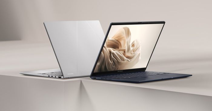 Ноутбук ASUS Zenbook 14 UX3405CA-ST1262 14" 3K OLED, Intel Ultra 5 225H, 16GB, F1TB, UMA, NoOS, Серебристый