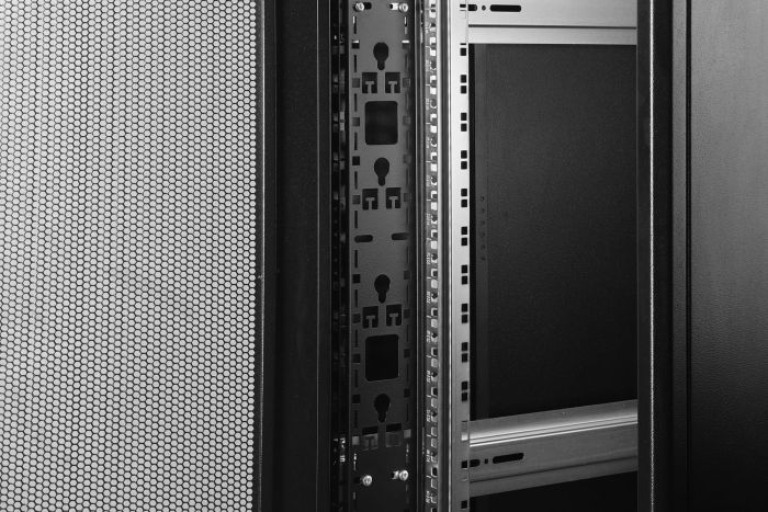 Шафа DIGITUS 19", 42U, Unique Server-N, перфоровані двері, 600x1000 мм, 1200кг максимально, чорна